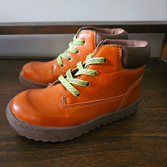 OshKosh B'gosh Toddler Boots - Picture 1 of 7